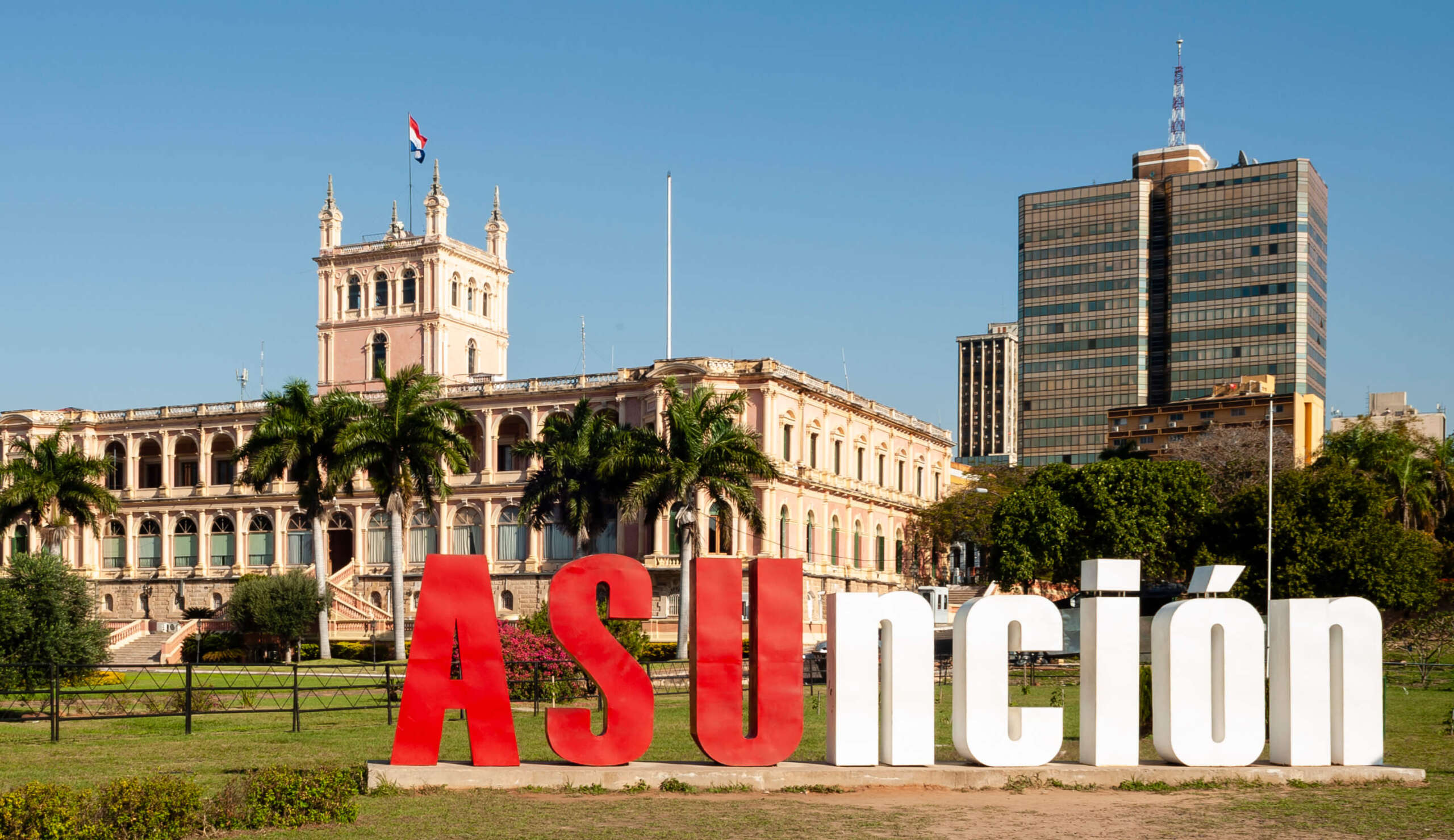 Discover Asunción Descubra Assunção